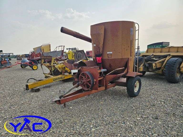 1150 INTERNATIONAL MIX MILL