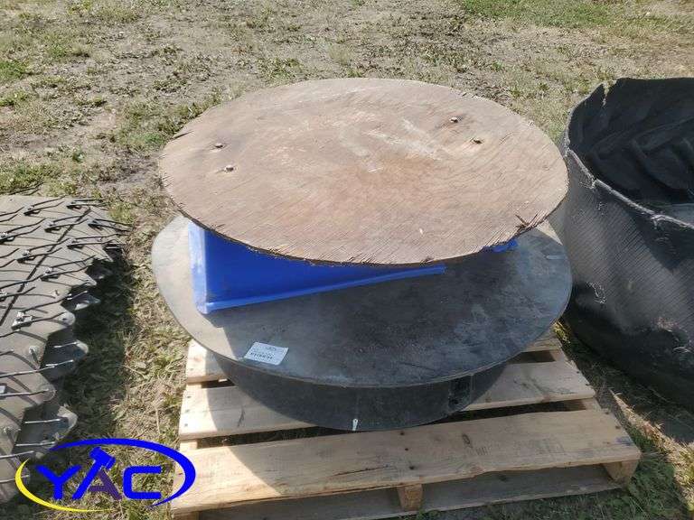 2- Mineral Tubs