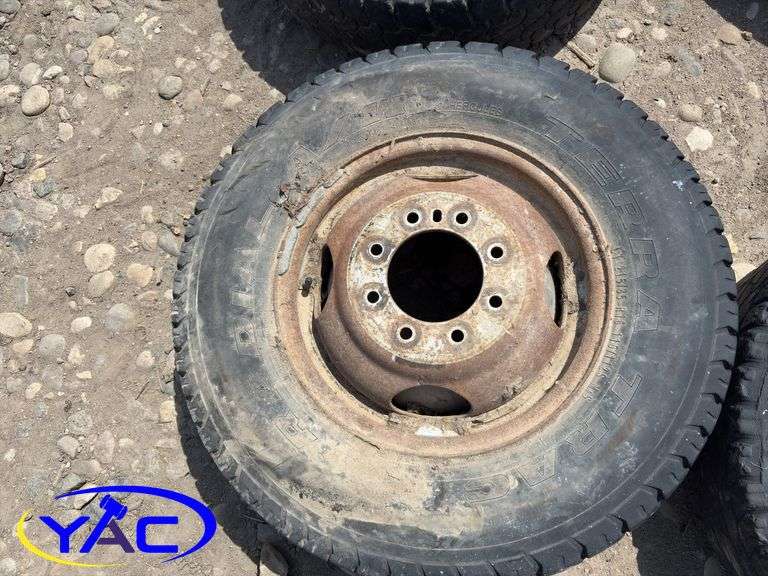 4- 16" Dual Wheels For 1Ton 225/75R16 & 2- Wheels ( Weather Worn and Cracked)