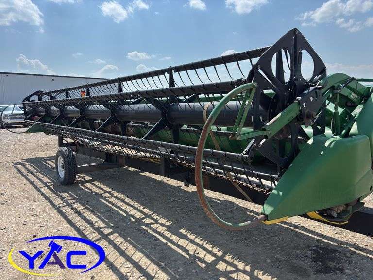 JOHN DEERE 630 FLEX HEADER