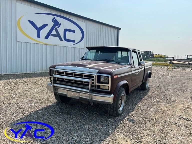 1985 FORD F150 LARIAT SUPERCAB 2WD