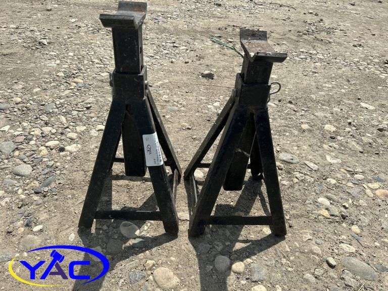 2- Heavy Duty Jack Stands