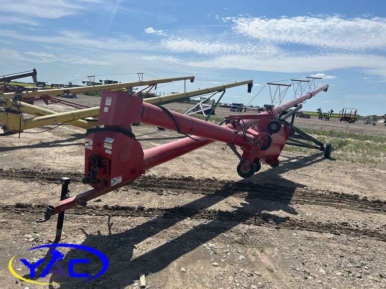 WHEATHEART 10"x72' SWING AWAY AUGER