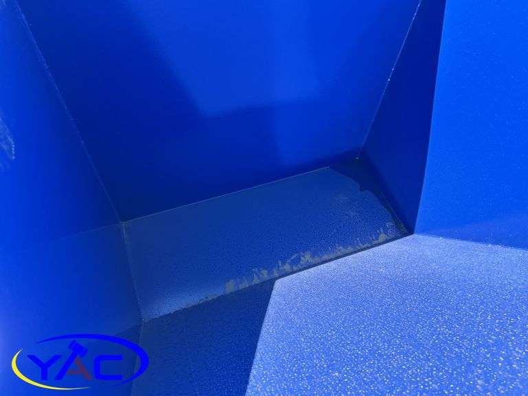 Self- Dumping Hopper