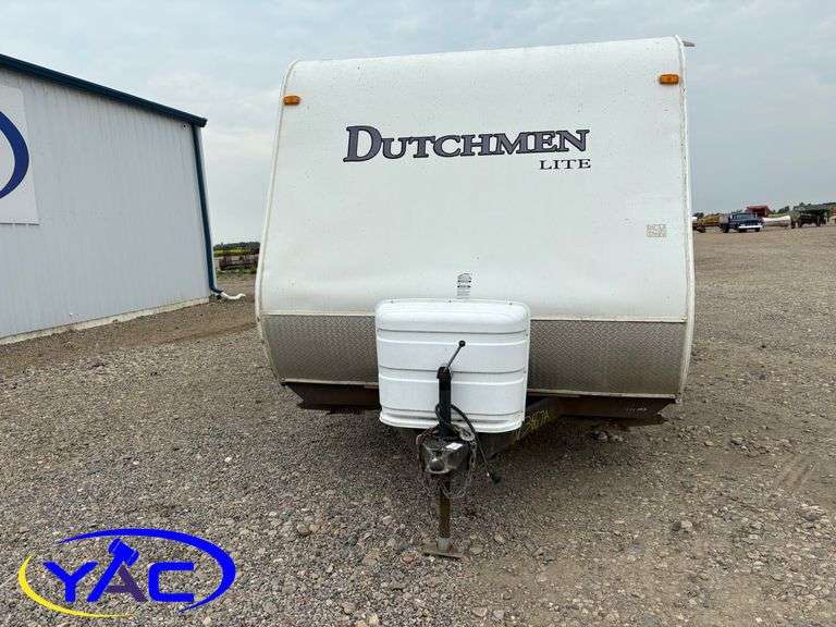 2010  DUTCHMEN V3667A  28GGS TRAVEL TRAILER