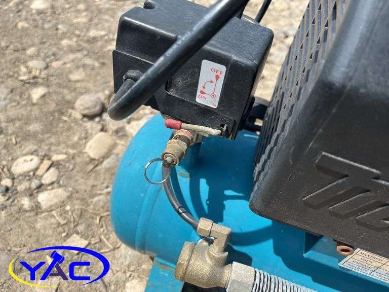 Makita Compressor - NOT WORKING