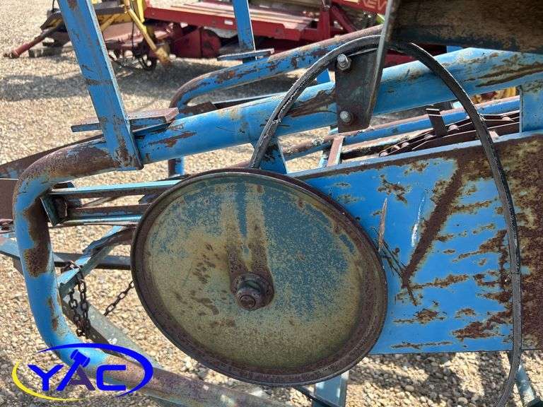 ALLIED AUTOMATIC 6 BALE STACKER