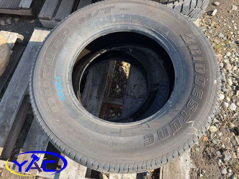 2- Bridgestone Dueler 235/70R17 Tires