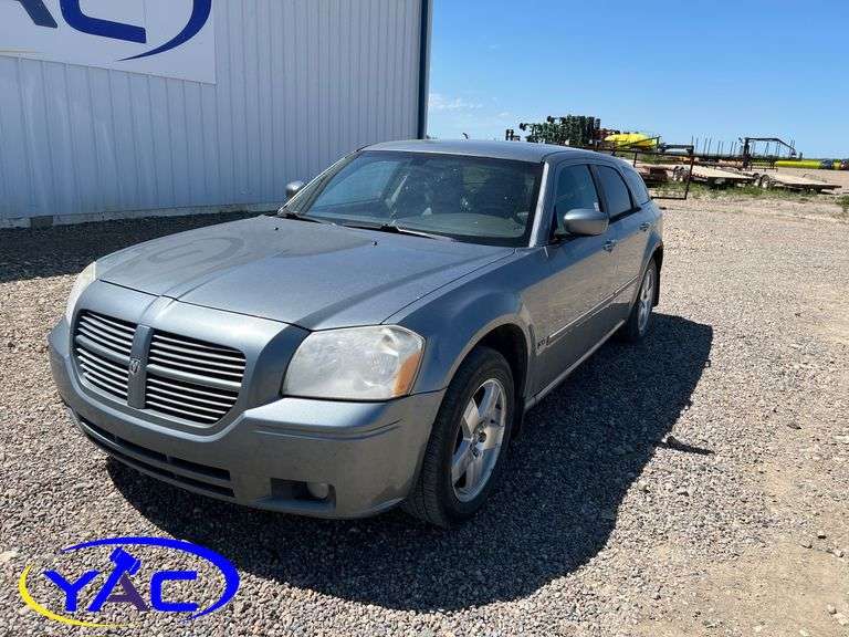 2007  DODGE   MAGNUM SXT WAGON AWD