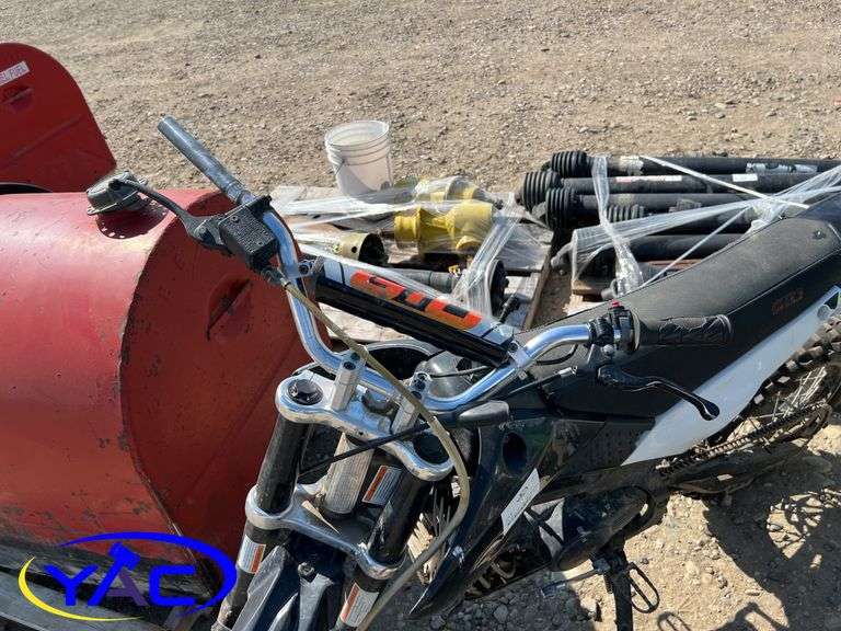 2010 BLACK GIO 125 DIRT BIKE - NOT RUNIING