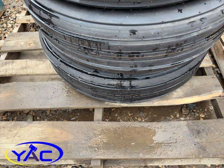 4- 9.5-15 Implement Tires