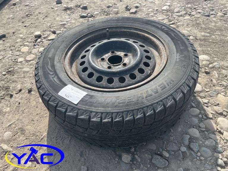 14" Tire & Rim 195/70R14