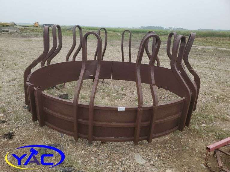 Tombstone Round Bale Feeder