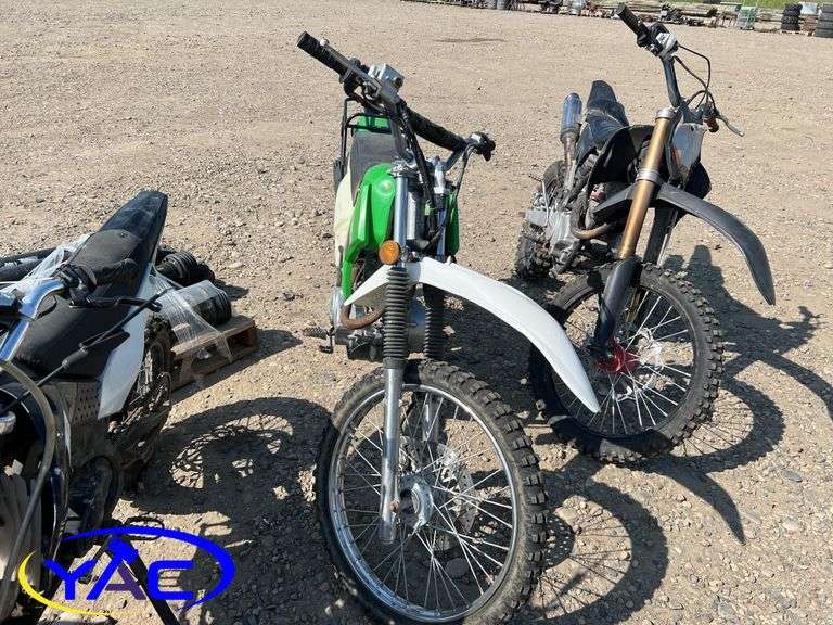 2006 WHITE & GREEN PANTERA DIRT BIKE- NOT RUNNING