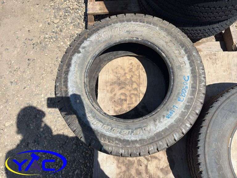 1- 265/70R17 Tire