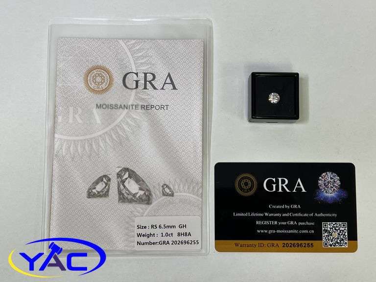 1.0ct Moissanite Lab Diamond - Round Brilliant Cut