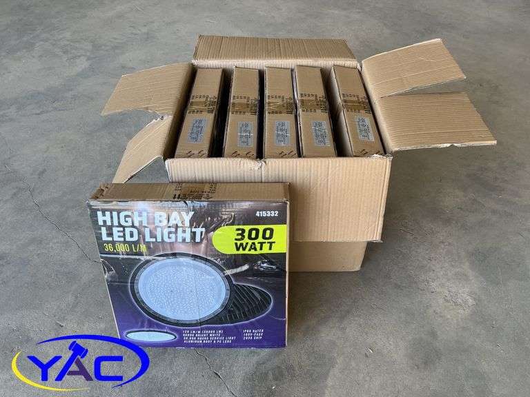 6- High Bay LED Light 300 Watt. (Returned Item, Opened Box & Possibly Missing Parts, Damaged Box)
