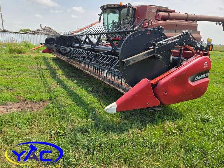 2014 Case IH 3152 45' Rigid Header
