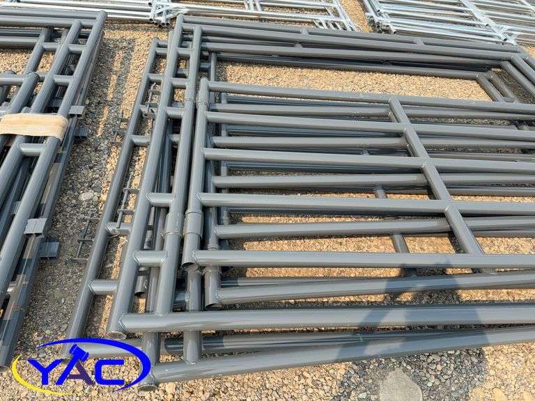 4-9'6 Magnum Framed Gate (BUYER MUST PAY 4X THE BID PRICE)