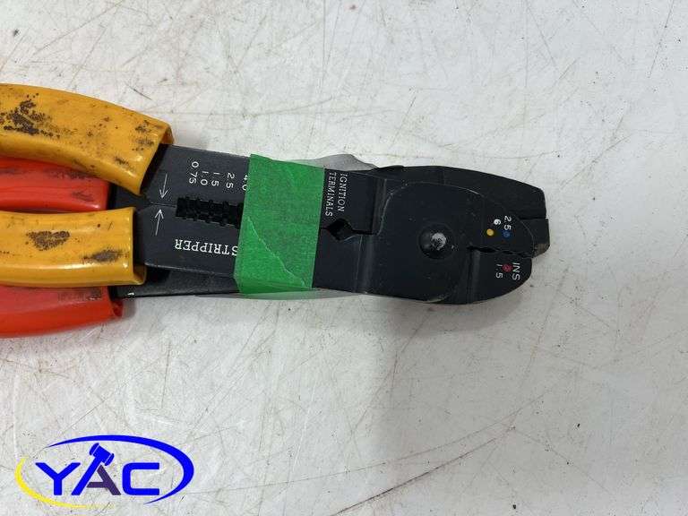 Wire Pliers