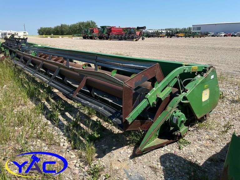 JOHN DEERE RIGID STRAIGHT CUT HEADER 30'