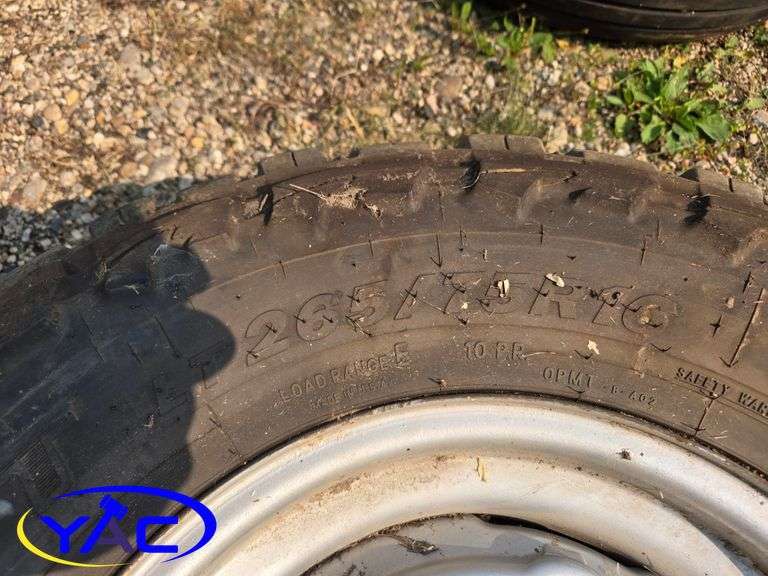 265/75R16 TIRE