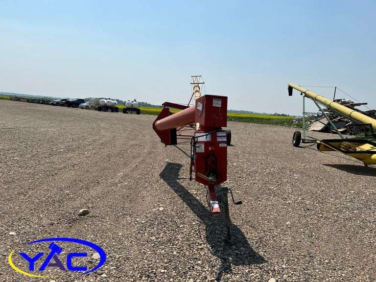 10"X61' WESTFIELD SWING AWAY AUGER