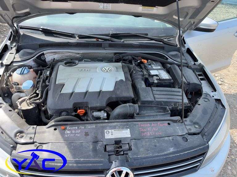 2011 VOLKSWAGEN JETTA 2.0 TDI 4DR