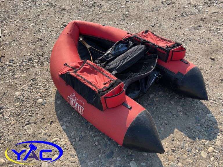 Outcast Superfat Cat Float Tube & Net