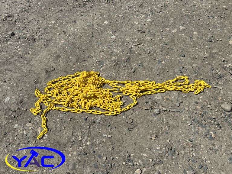 58' Of 1/4" x 2" Yellow Plastic Chain