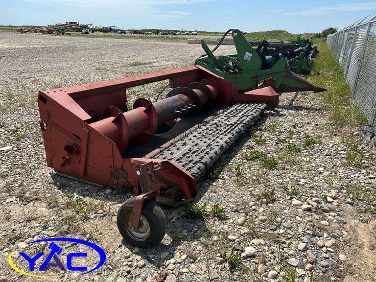 1015 CASE IH PICK UP HEADER 13'