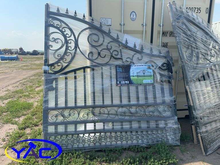 14FT Dual Swing Wrought Iron Gate W/ Curved Pattern