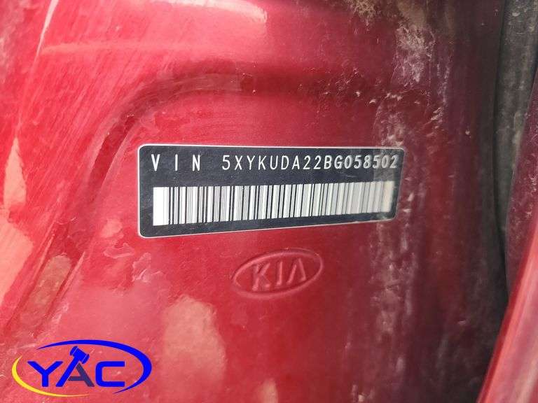 2011 KIA SORENTO V6 AWD