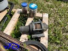 Jackalls / Hyd. Bottle Jacks / Shop Vac