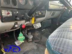 1984 CHEV C70 GRAIN TRUCK