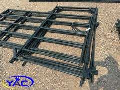 5- 9'6 Cattle/Horse Panel W/ Gate (BUYER MUST PAY 5X THE BID PRICE)