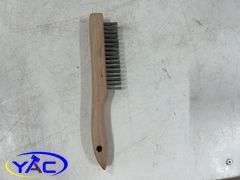 Snap & Screw Up Hooks, Wire Brush, Double Swivel & Animal Warnign