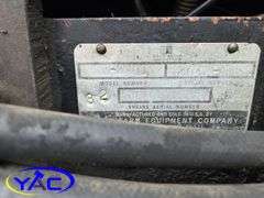 1982 WHITE 2-105 2WD TRACTOR