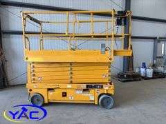 2015 HAULOTTE 3947E SCISSOR LIFT
