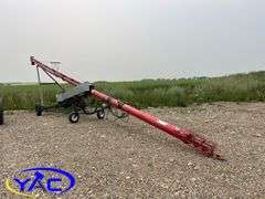 WHEATHEART 8"X51' AUGER W/ MOVER