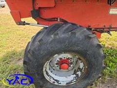 CaseIH 8610 Tub Grinder