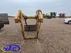 Ezee-On 100 Front End Loader W/ Bucket