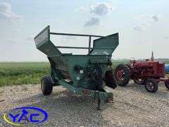 BALE KING BALE SHREDDER