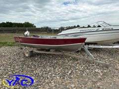 LUND 14' BOAT W/ TRAILER
