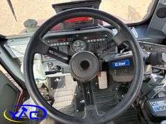 2004 CASE SPX 3200 SELF-PROPELLED SPRAYER