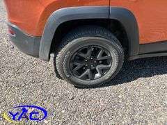 2015 JEEP CHEROKEE TRAILHAWK 4DR 4WD