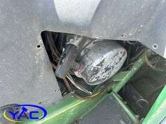 JOHN DEERE 600 SNOWMOBILE - NOT RUNNING