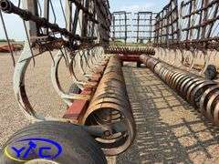 MORRIS 50' PACKER HARROW BAR