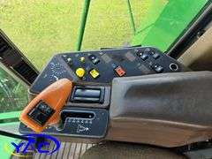 1994 JOHN DEERE 9600 SELF-PROPELLED COMBINE