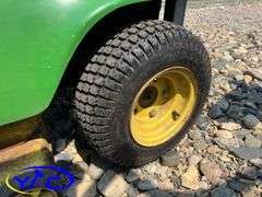John Deere 68 Riding Mower
